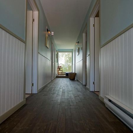 Le Goeland Hotel Tadoussac Eksteriør billede